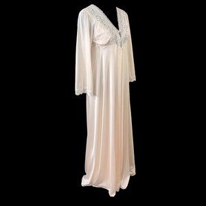 Lorraine Robe & Nightgown Set Pale Blush Pink Nylon Vintage 1970s Lace Blue Trim